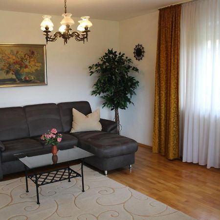 Modern Apartment In Goggersreut With Terrace 론바크 외부 사진
